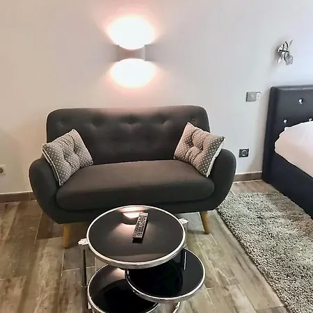 Cocon Coeur Vieux Apartment *